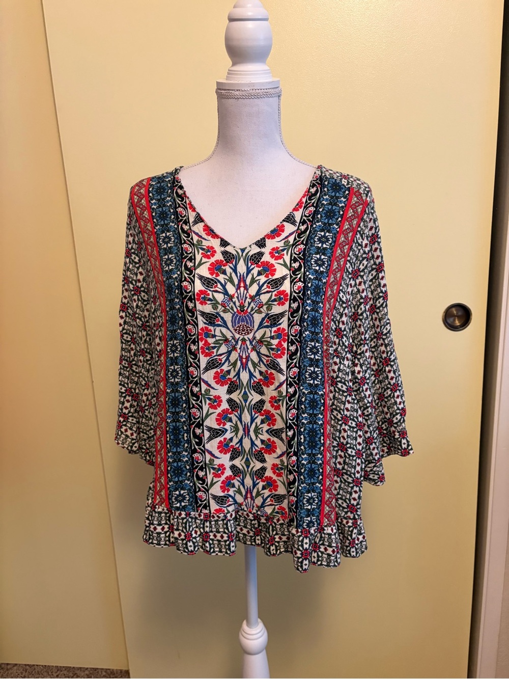 Cynthia Rowley Floral Stripe V-Neck Tunic in Cream, Blue & Red
